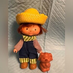 Vintage Strawberry Shortcake Huckleberry Pie Doll and Pupcake 1980